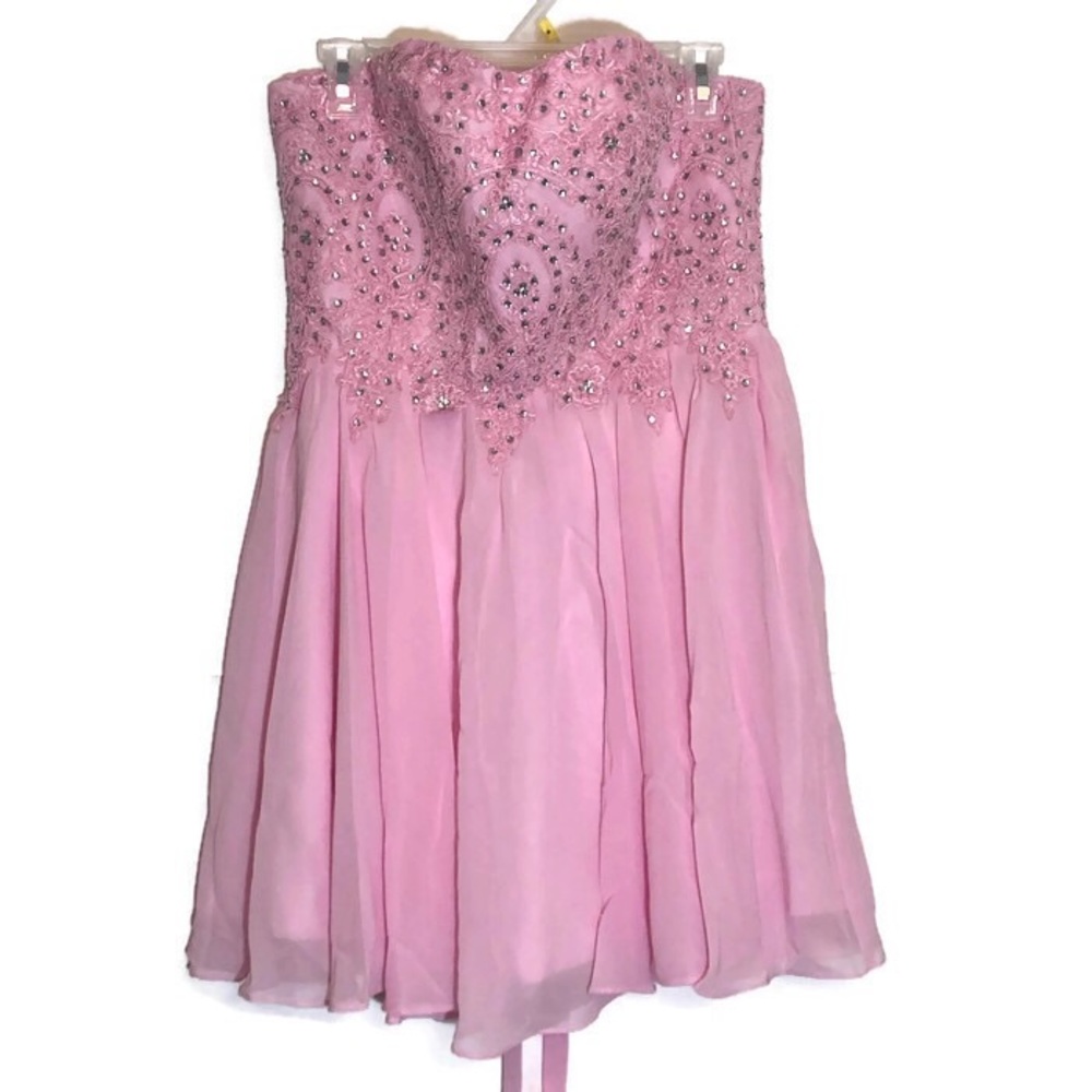 Izidress Pink Sweetheart Neckline Mini Prom Dress